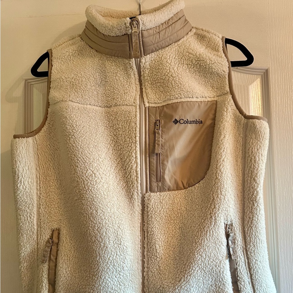 Columbia West Bend vest, off white